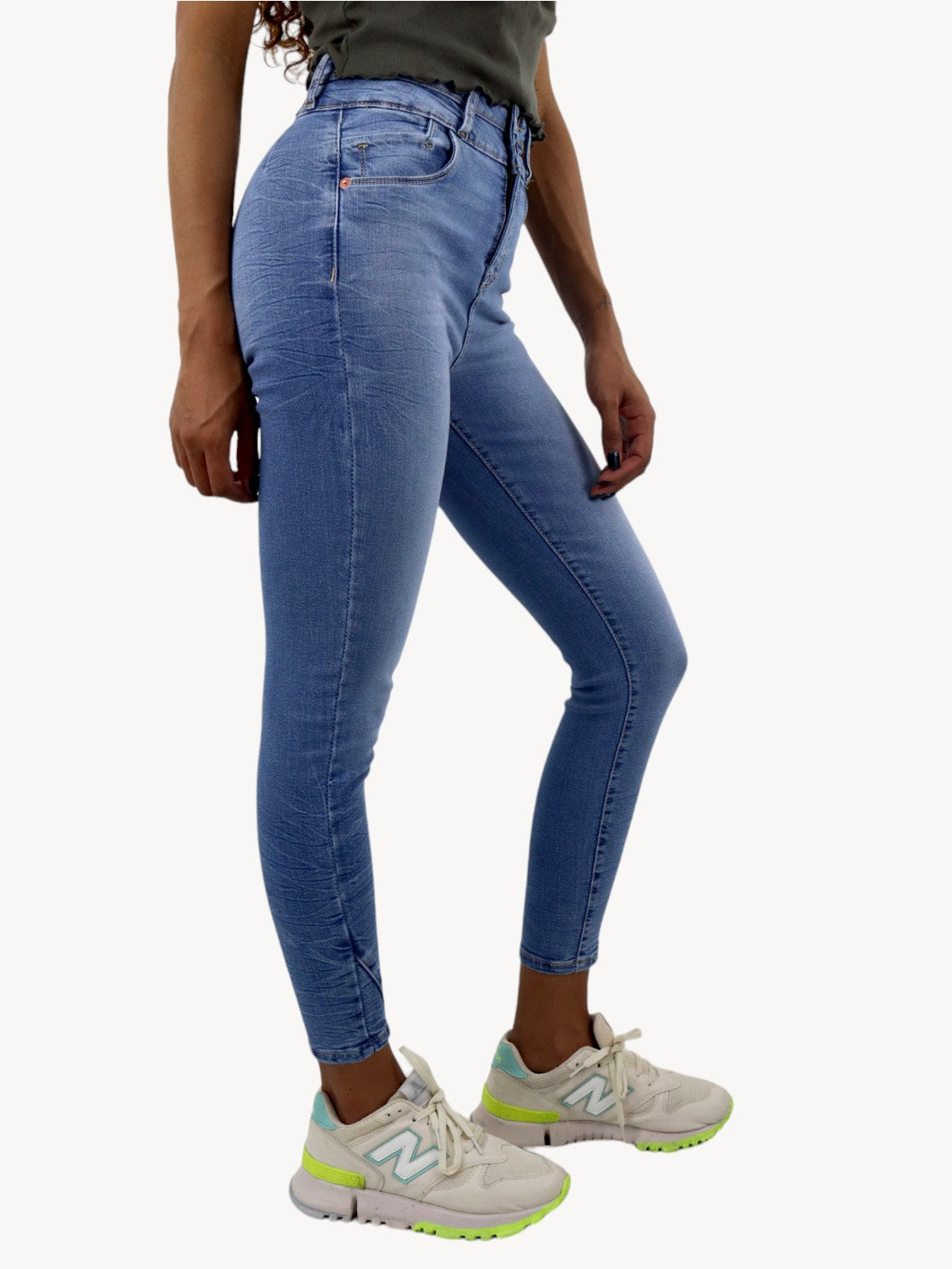 Jeans skinny corto azul medio