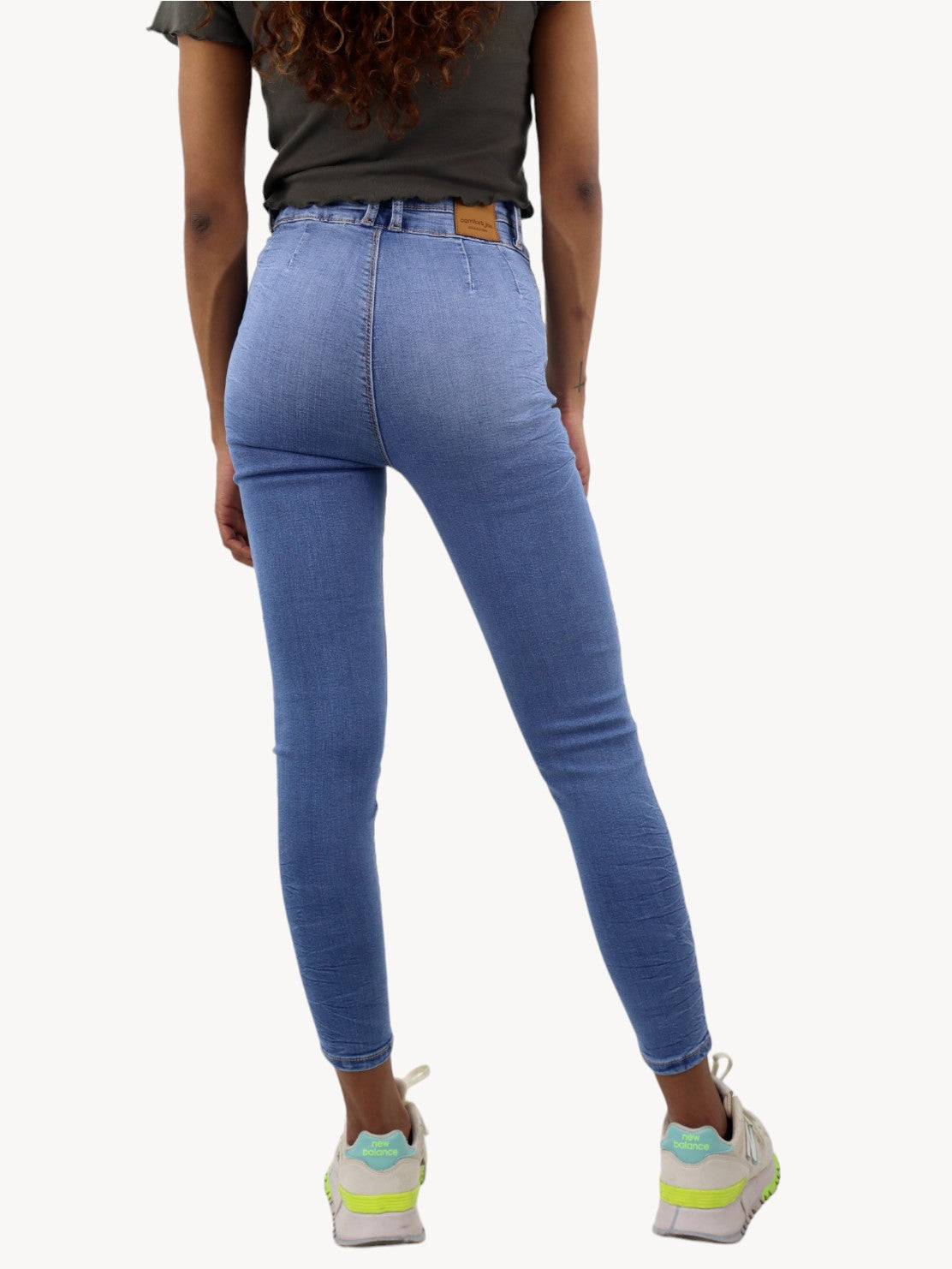 Jeans skinny corto azul medio