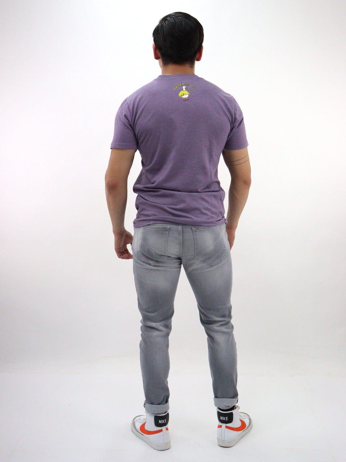 Jeans skinny de color gris con destrucción (NUEVA TEMPORADA)