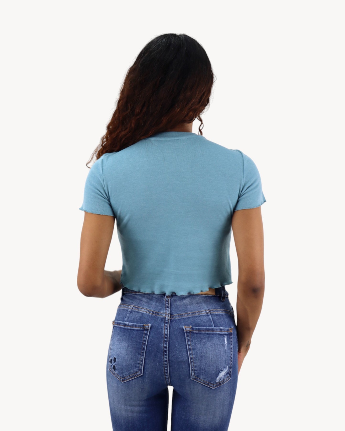 Playera crop manga corta de color verde cerceta