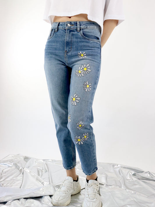 Jeans mom clasic con estampado floral(EDICIÓN ESPECIAL)