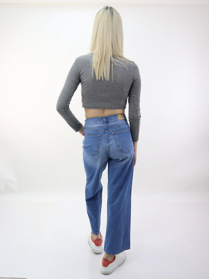 Jeans mom wide de color azul medio