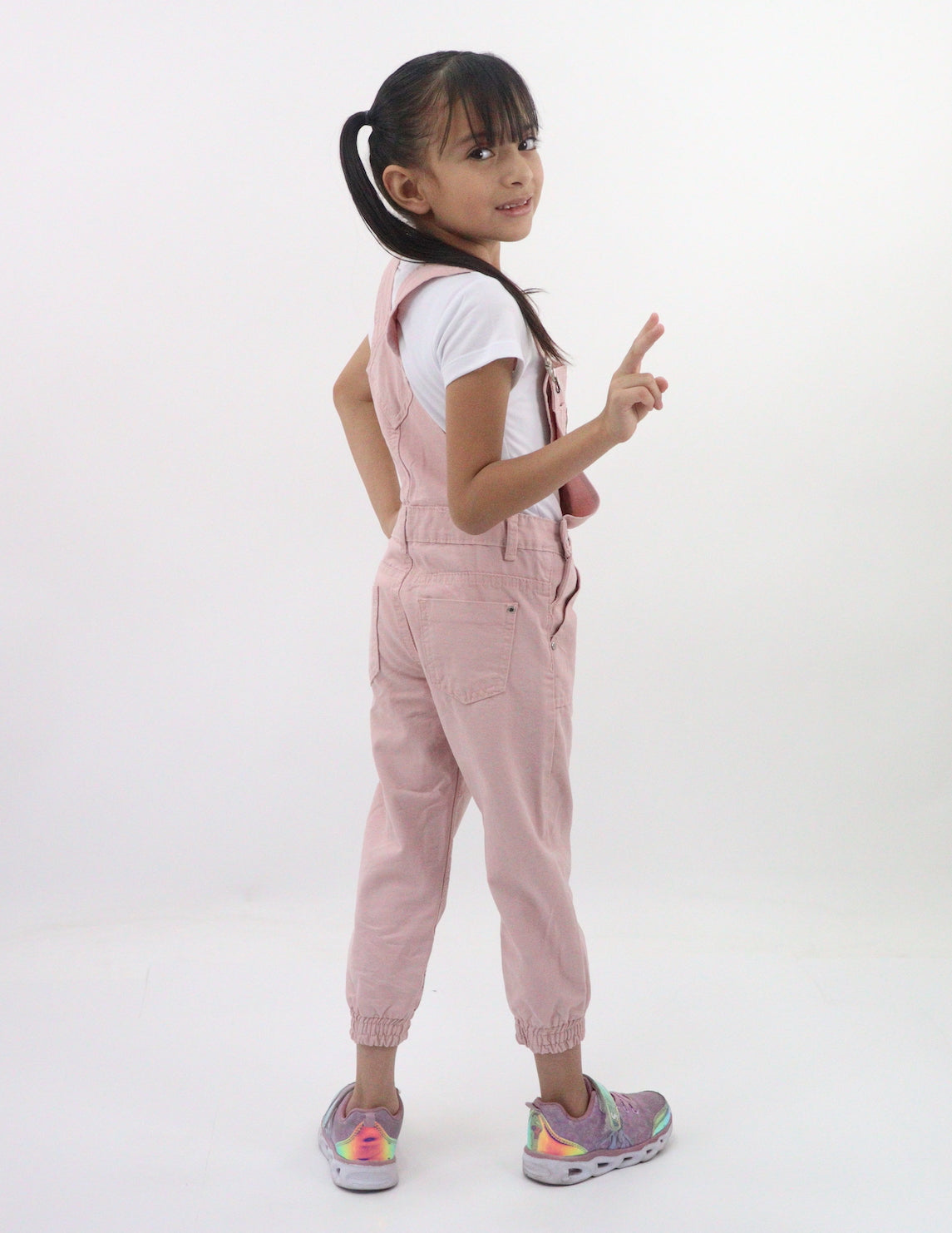 Overol jogger de color rosa palo