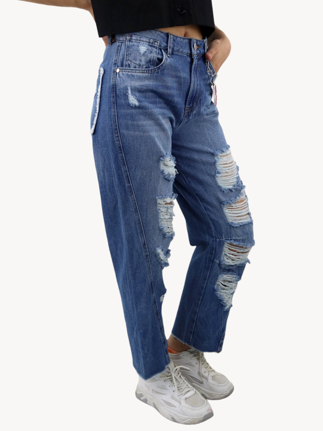 Jeans mom amplio azul medio con destrucción