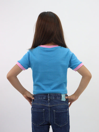 Playera manga corta con estampado de unicornio