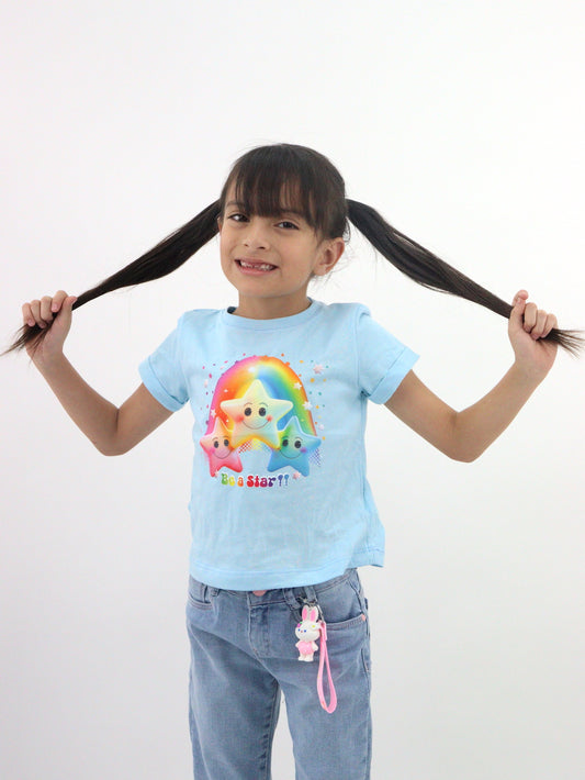 Playera manga corta con gráfico de estrellas