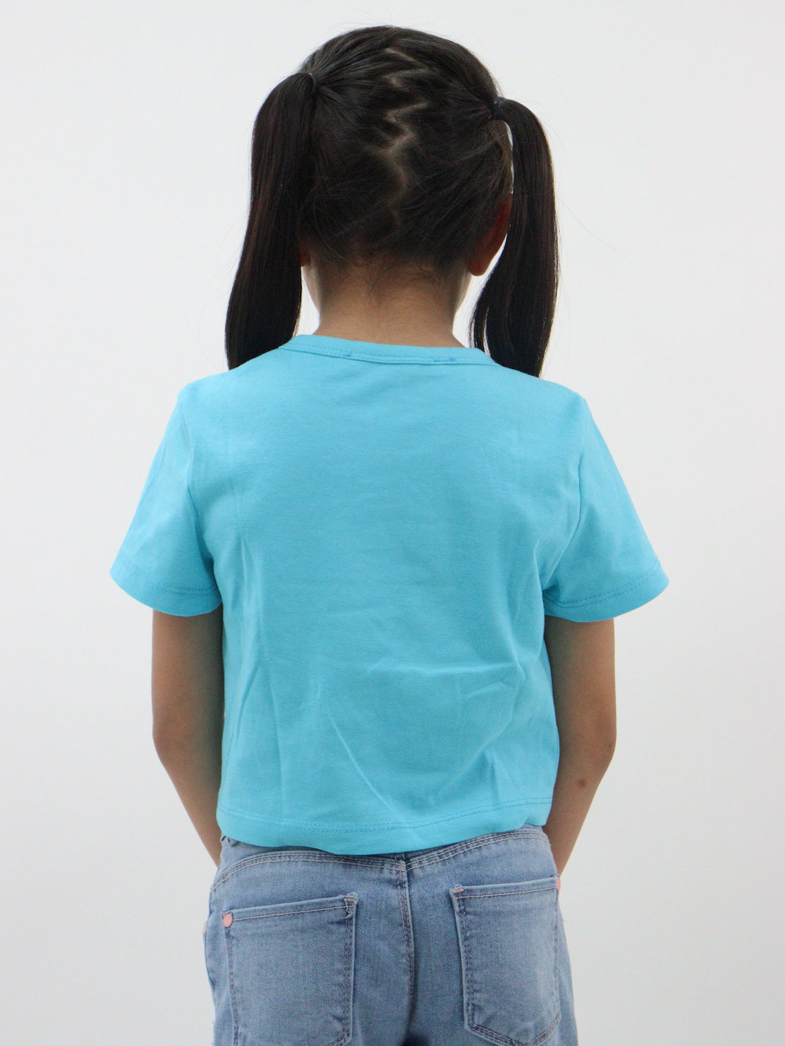 Playera fruncida de color azul turquesa