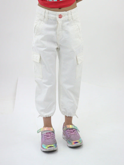 Pantalón parachute de color blanco
