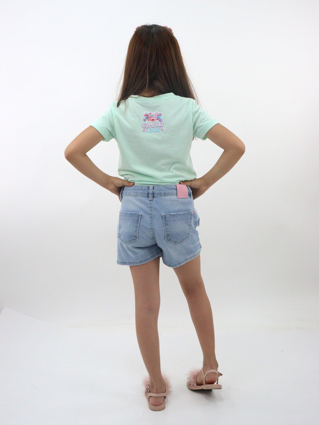 Short falda de color azul claro