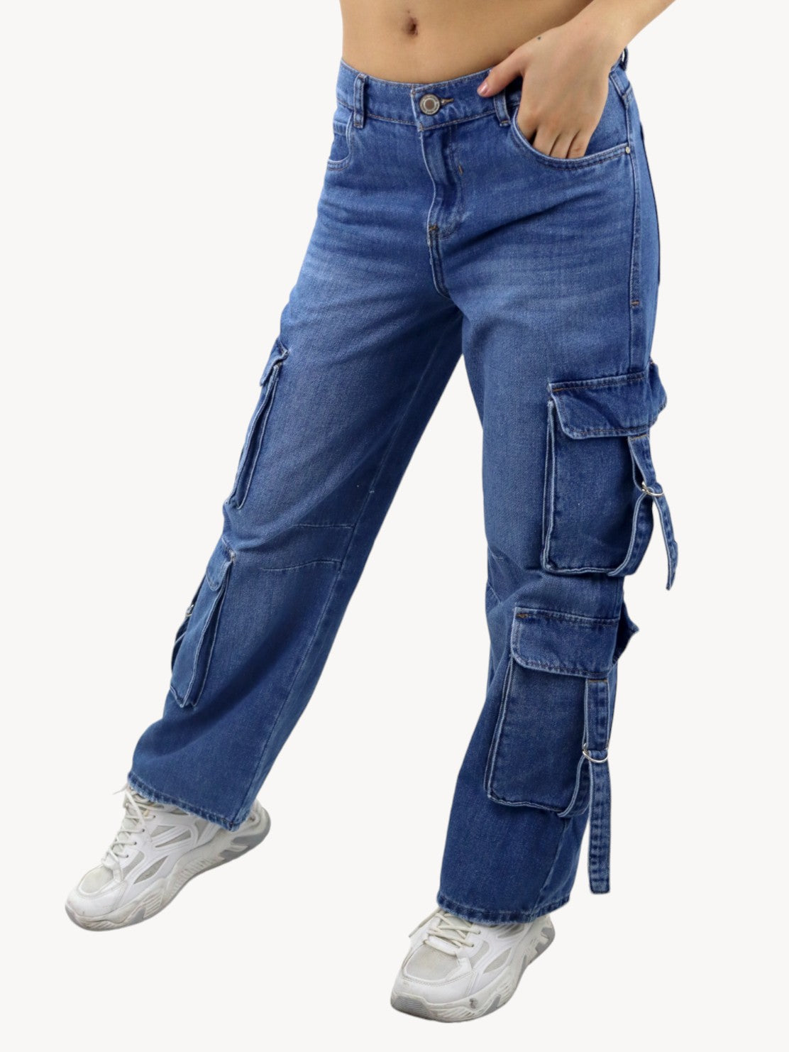 Jeans cargo tiro medio