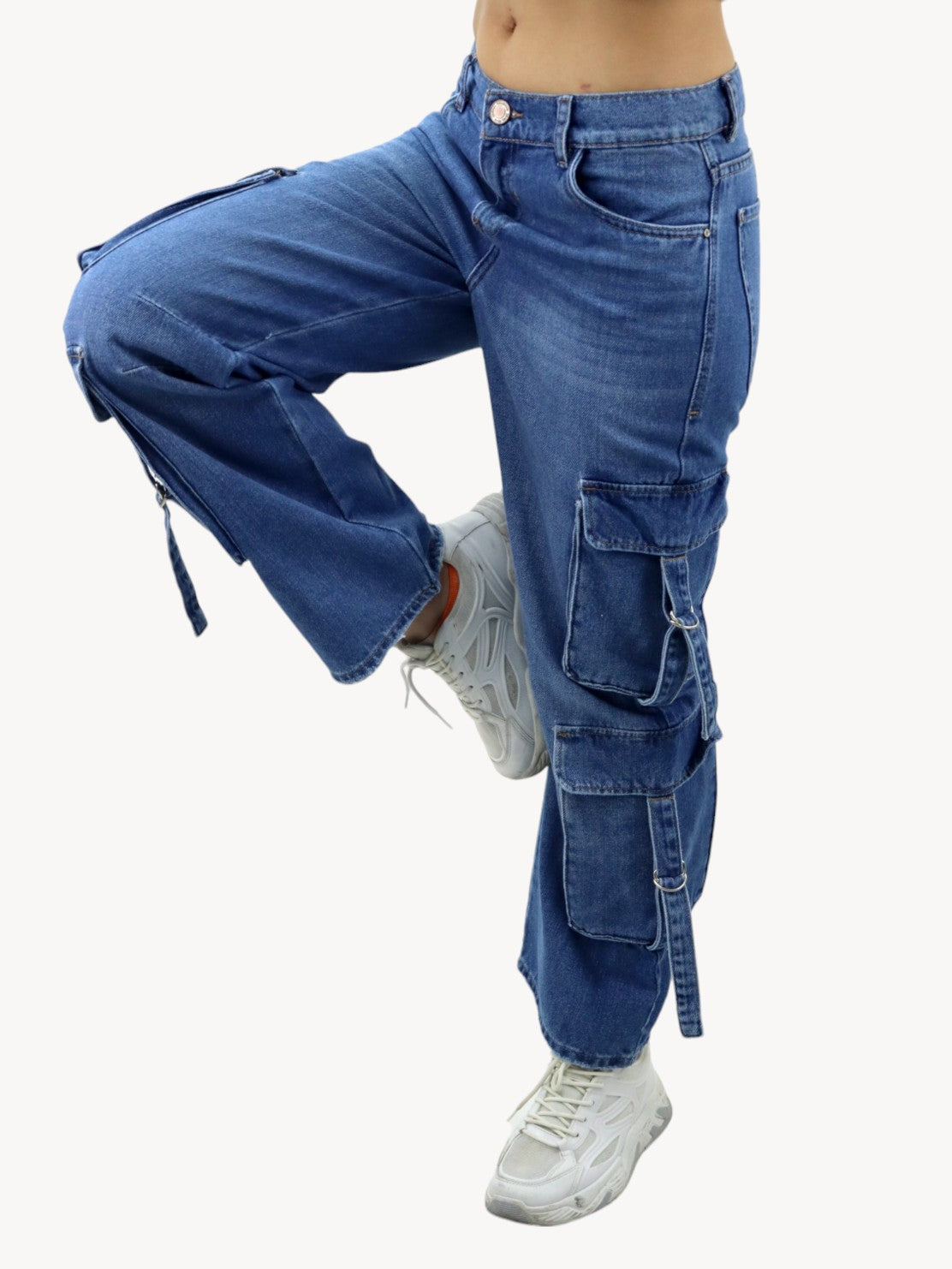 Jeans cargo tiro medio