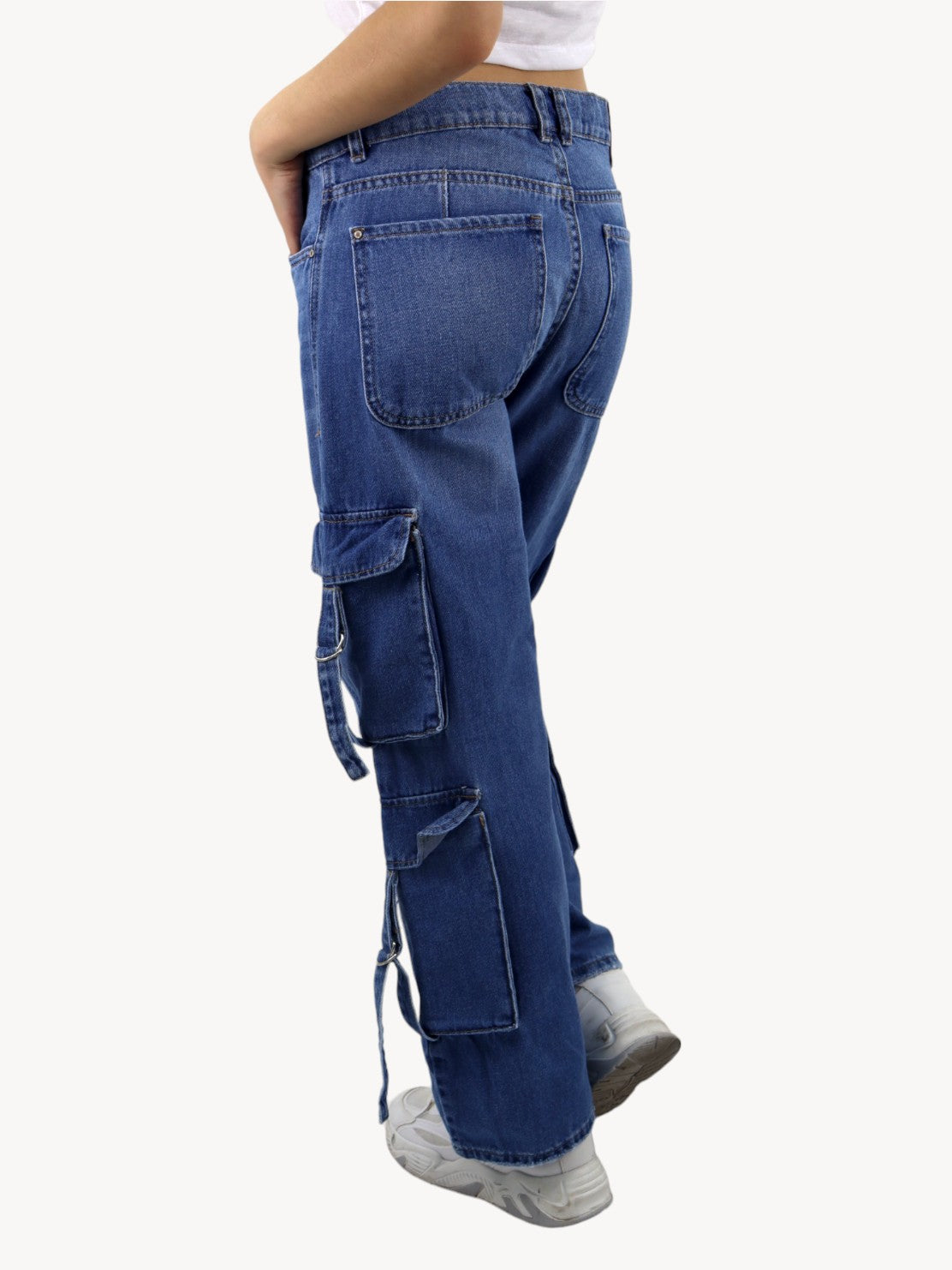 Jeans cargo tiro medio