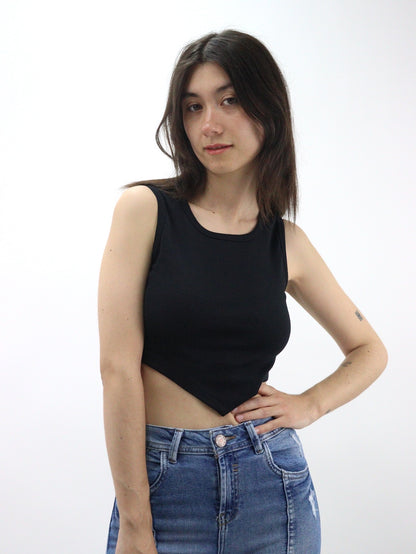 Playera tank de color negro
