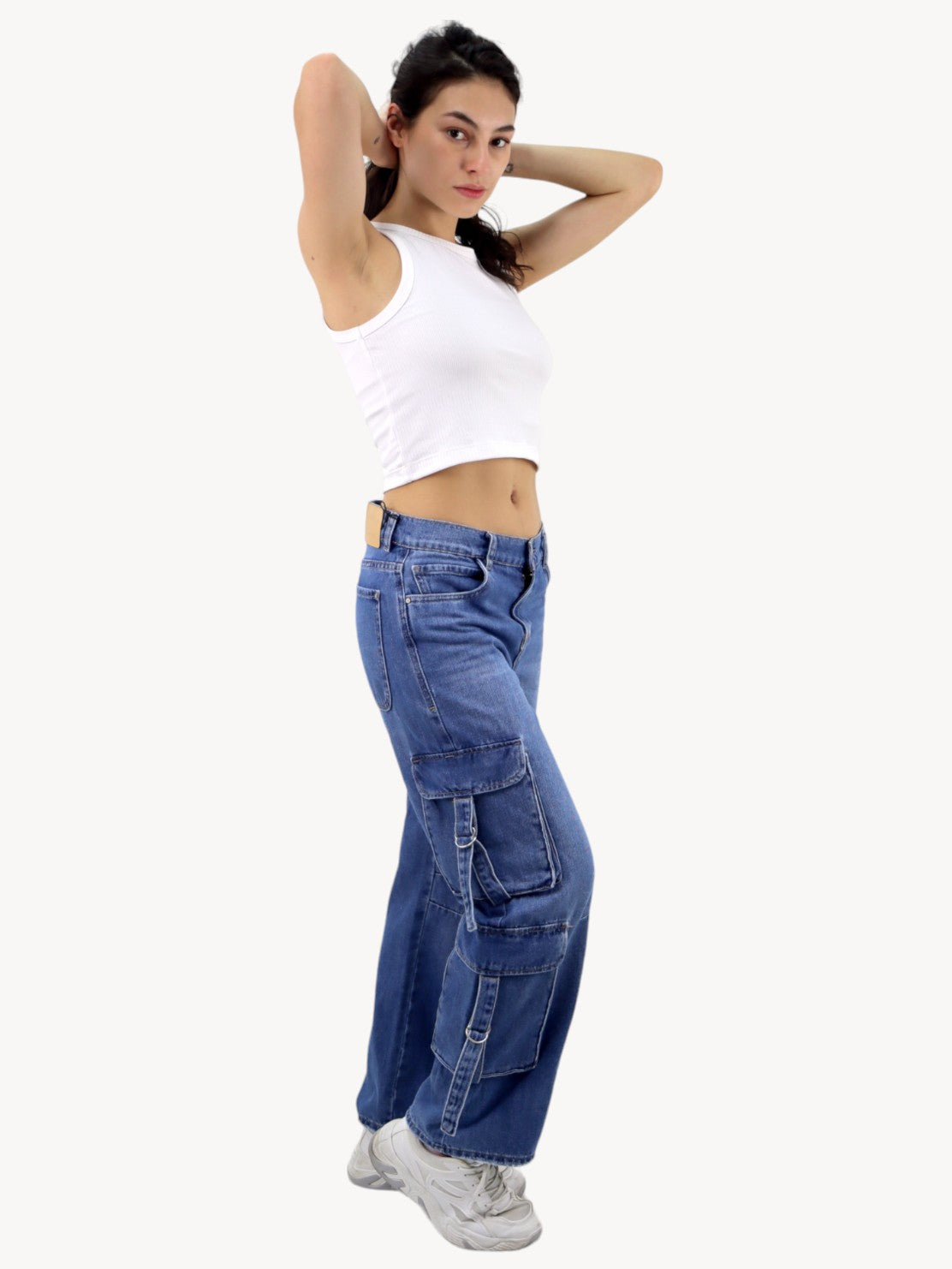Jeans cargo tiro medio