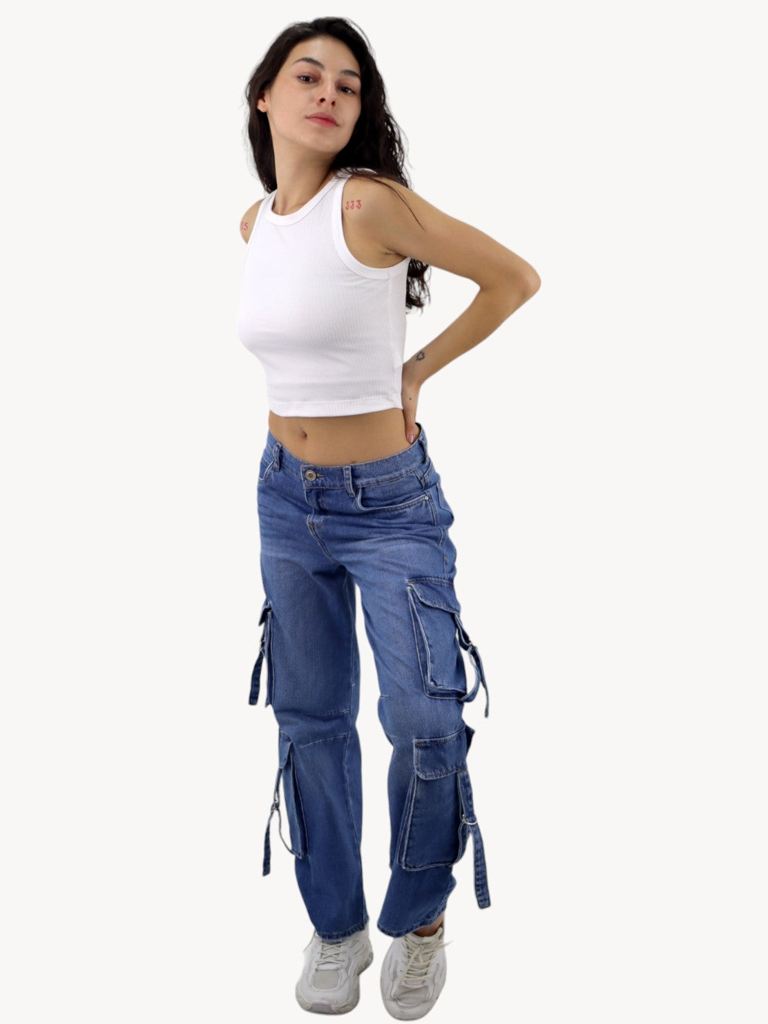 Jeans cargo tiro medio