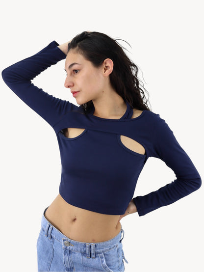 Playera descubierta cuello alto azul marino