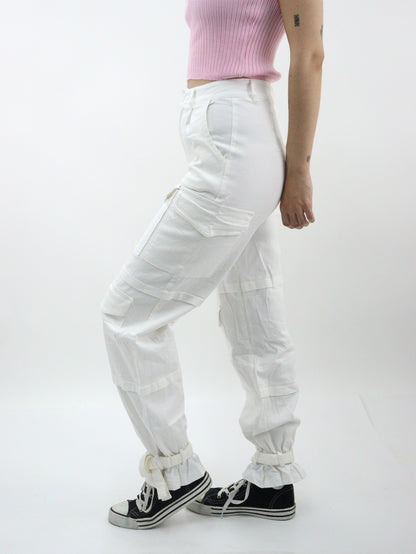 Pantalón cargo de tela stretch color blanco