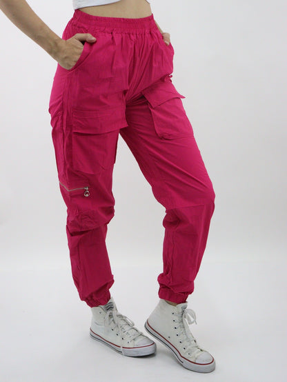 Jogger de tela ligera tipo pants color fucsia