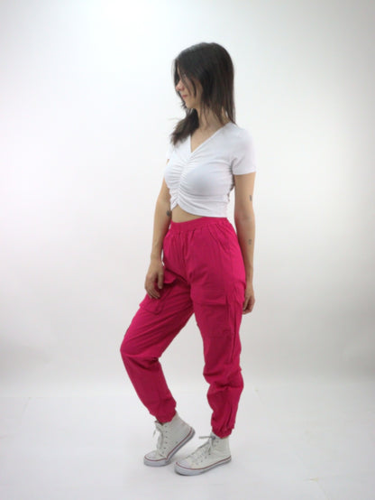 Jogger de tela ligera tipo pants color fucsia