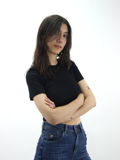 Playera coquette manga corta de color negro