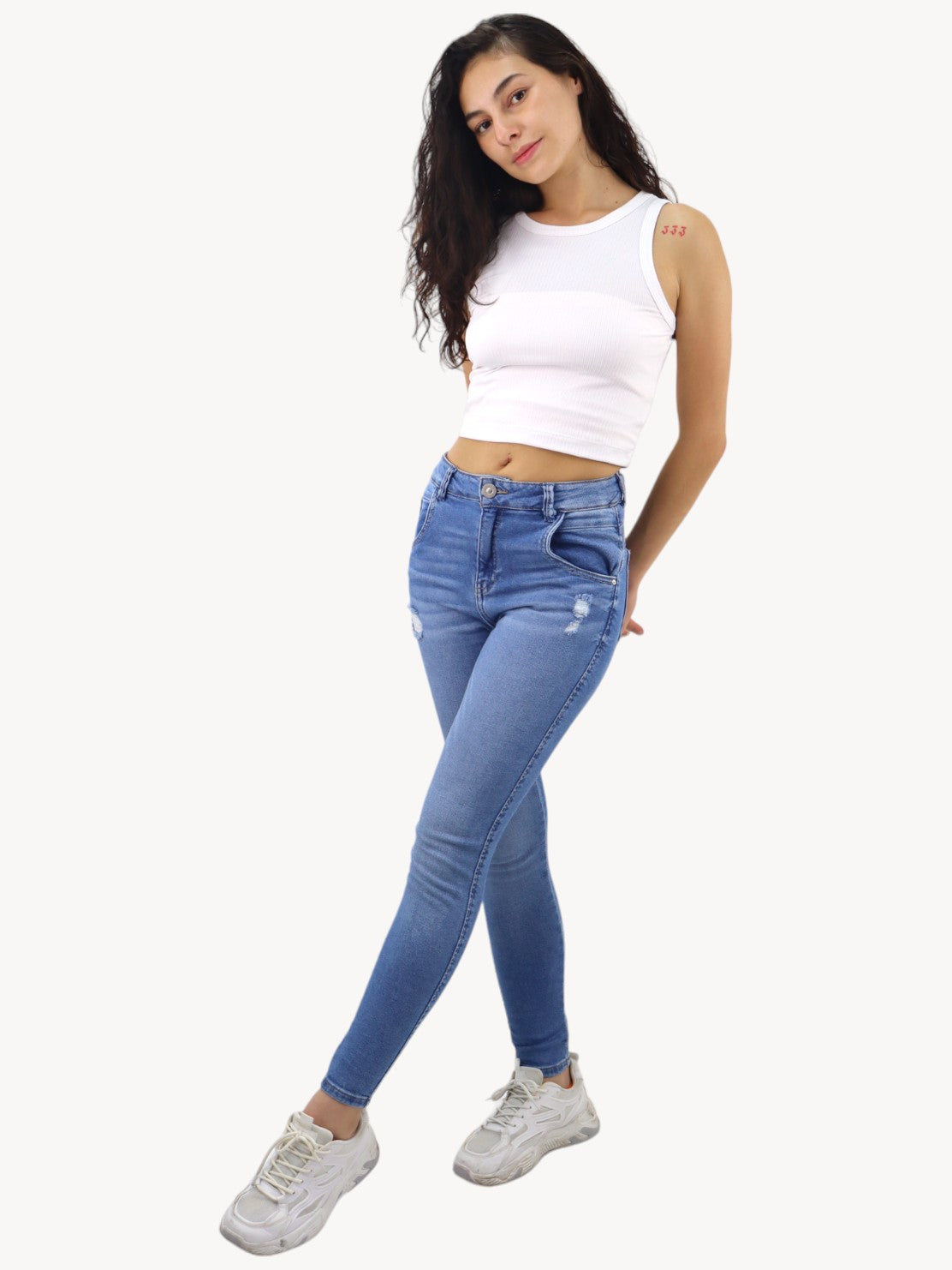 Jeans skinny con destrucción