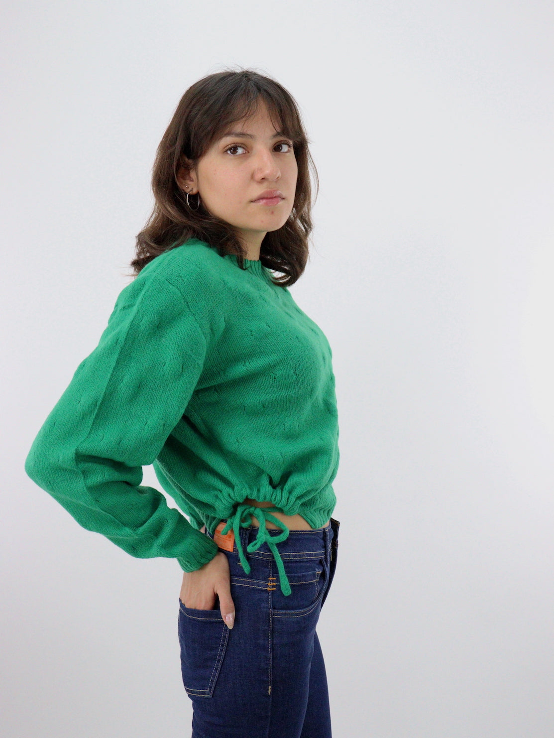 Suéter tejido de color verde