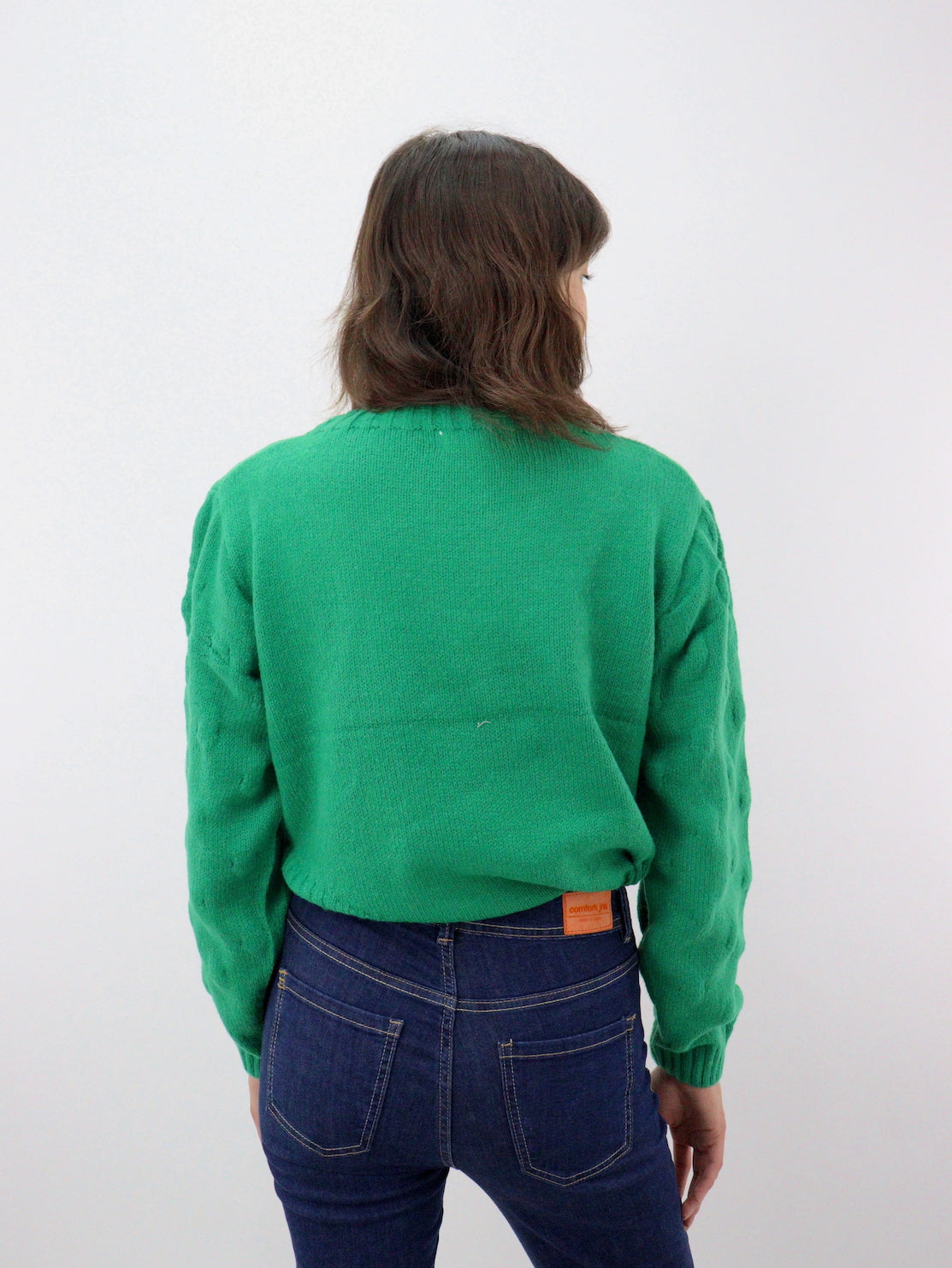 Suéter tejido de color verde