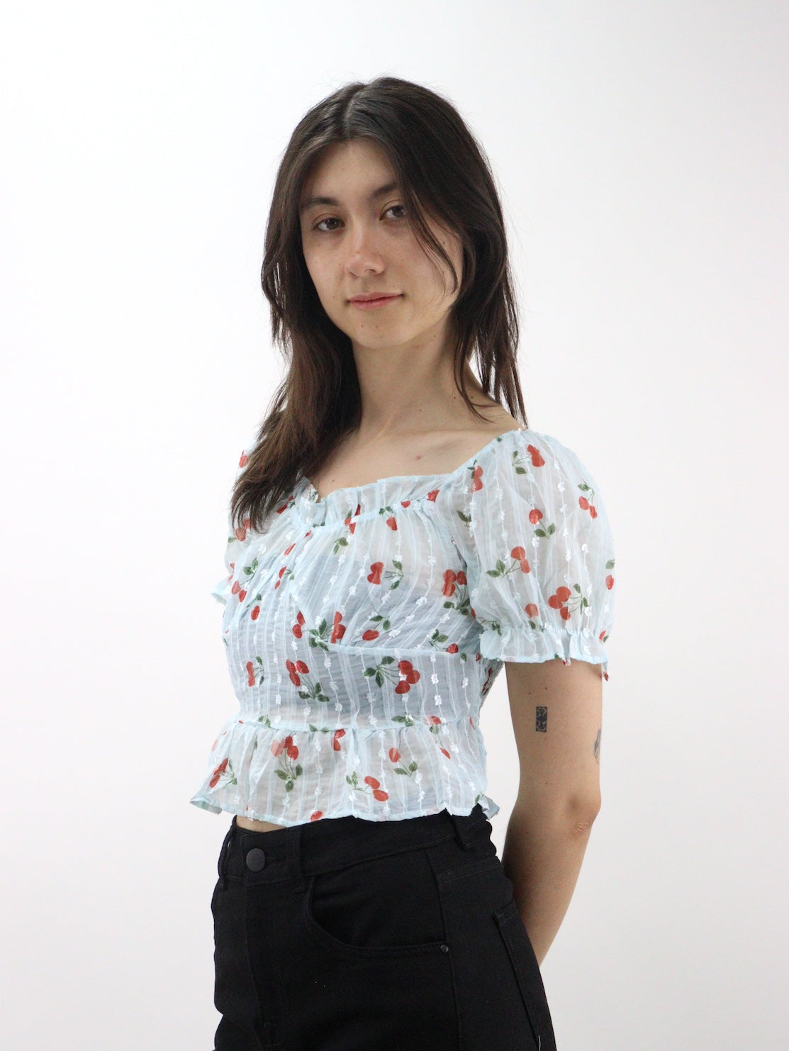 Blusa de manga abullonada fruncida con estampado