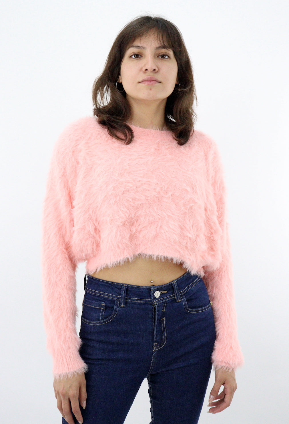 Suéter crop de peluche color rosa
