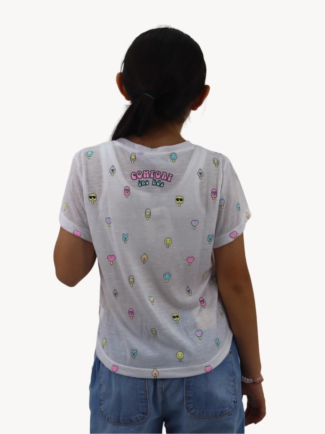 Playera smiley manga corta de color blanco