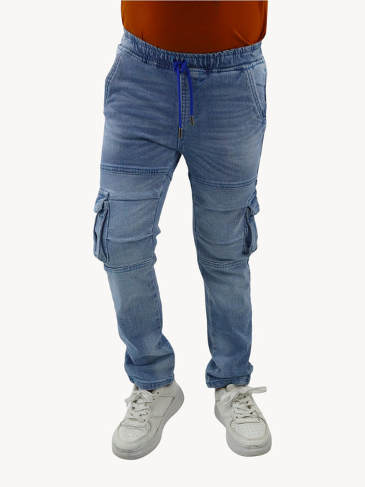 Jogger cargo slim azul claro
