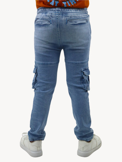 Jogger cargo slim azul claro