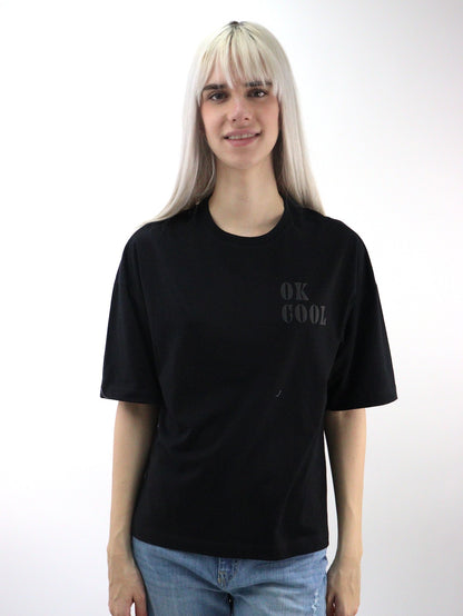 Playera oversize de color negro (NUEVA TEMPORADA)