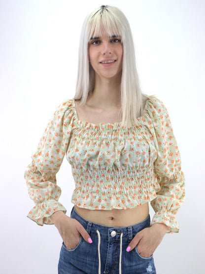 Camisa manga larga de hombros descubiertos con diseño de flores y fruncido
