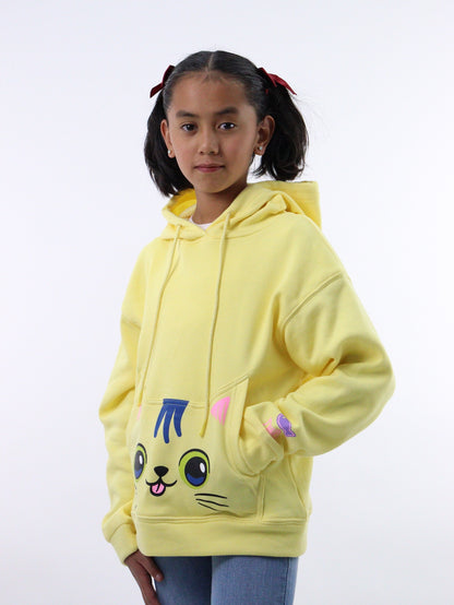 Sudadera de color amarillo con estampado de gato