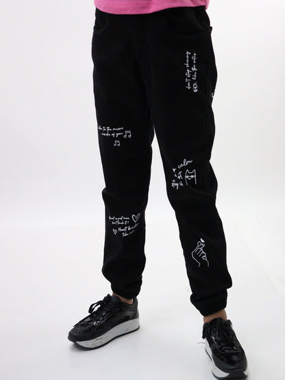 Jogger denim con estampado edición especial