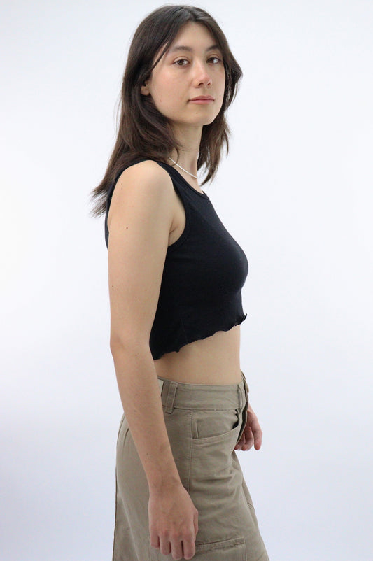 Playera tank de color negro