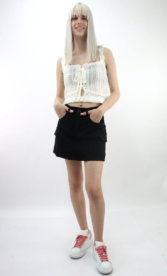 Short falda cargo de color negro