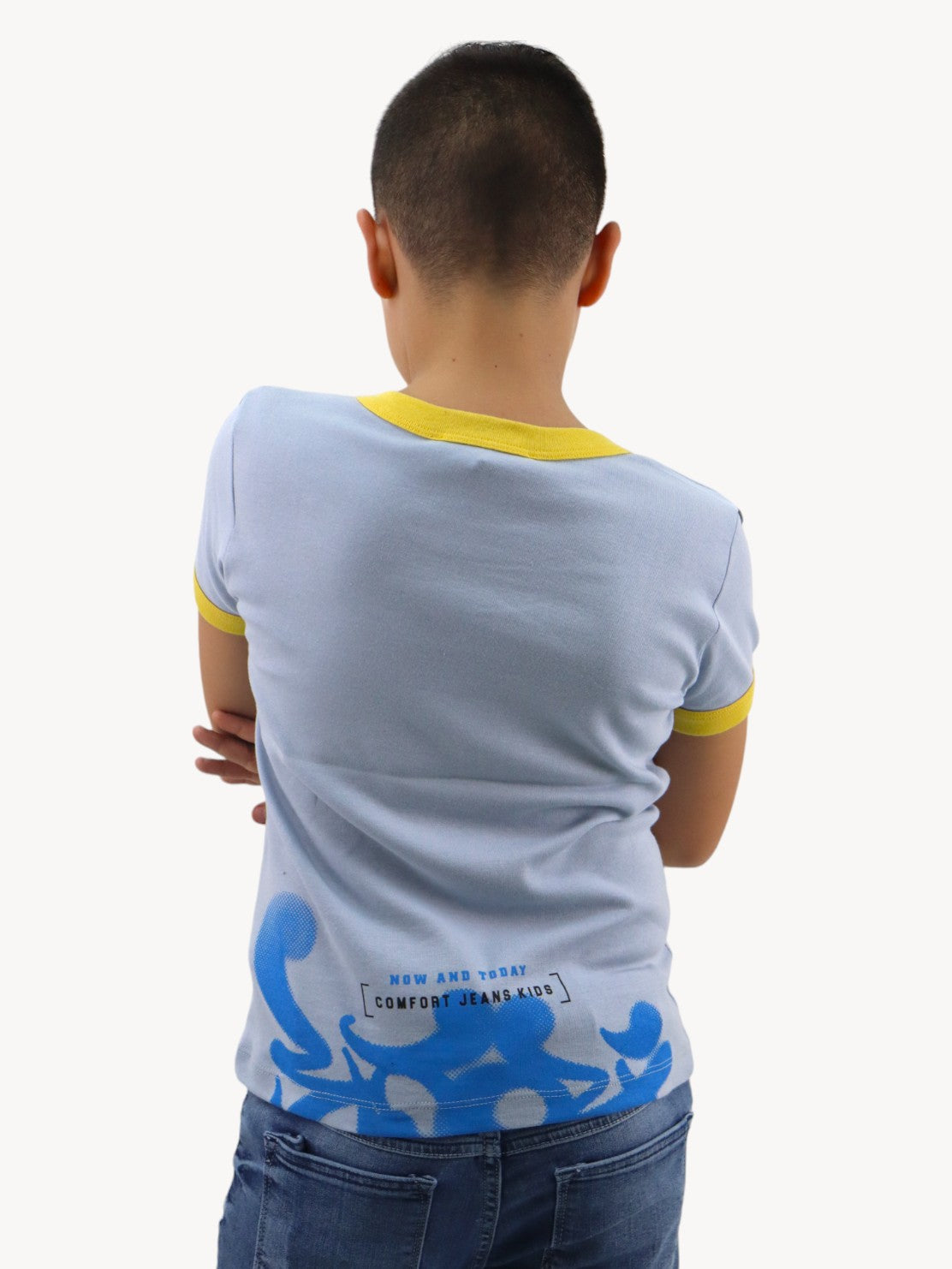 Playera multicolor con estampado