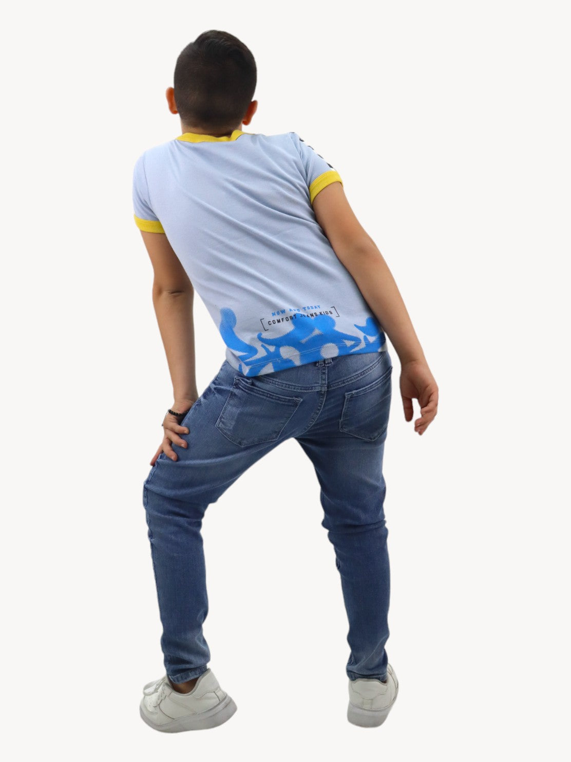 Jeans skinny de color azul con destrucción