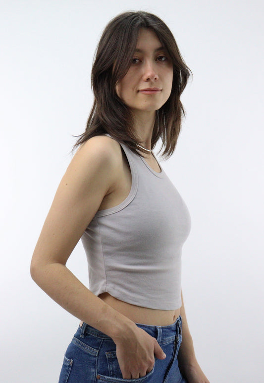 Playera tank de color arena