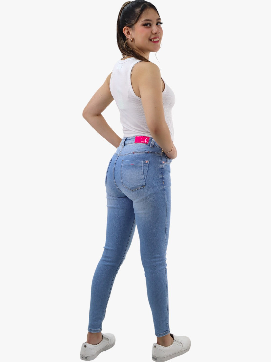 Jeans skinny tiro alto azul claro
