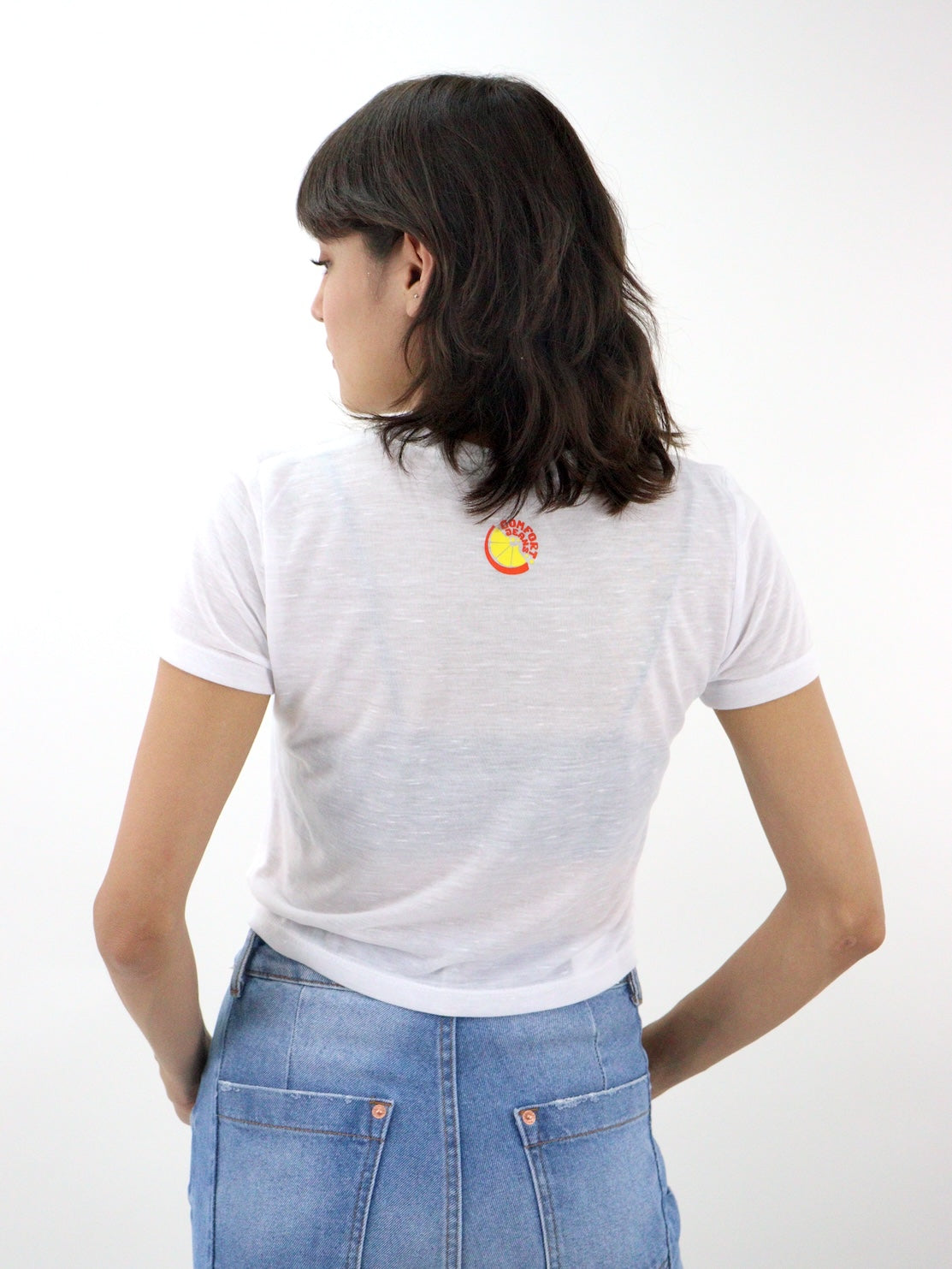Playera slim size manga corta con estampado