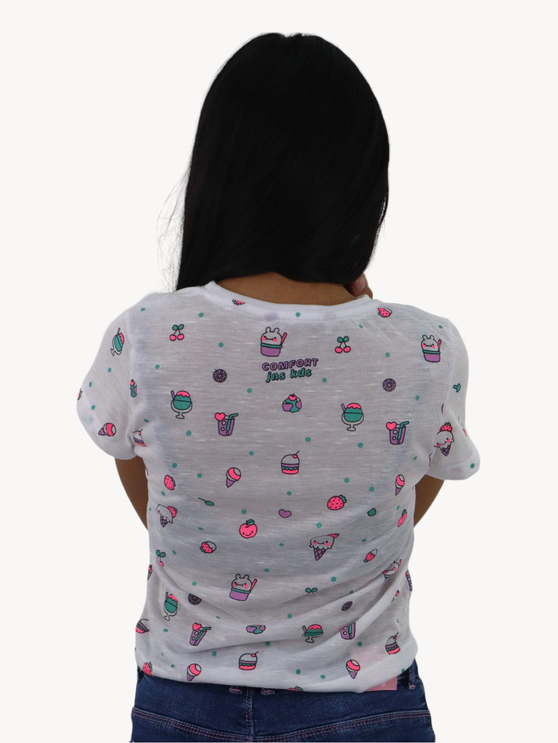 Playera manga corta de color blanco con print
