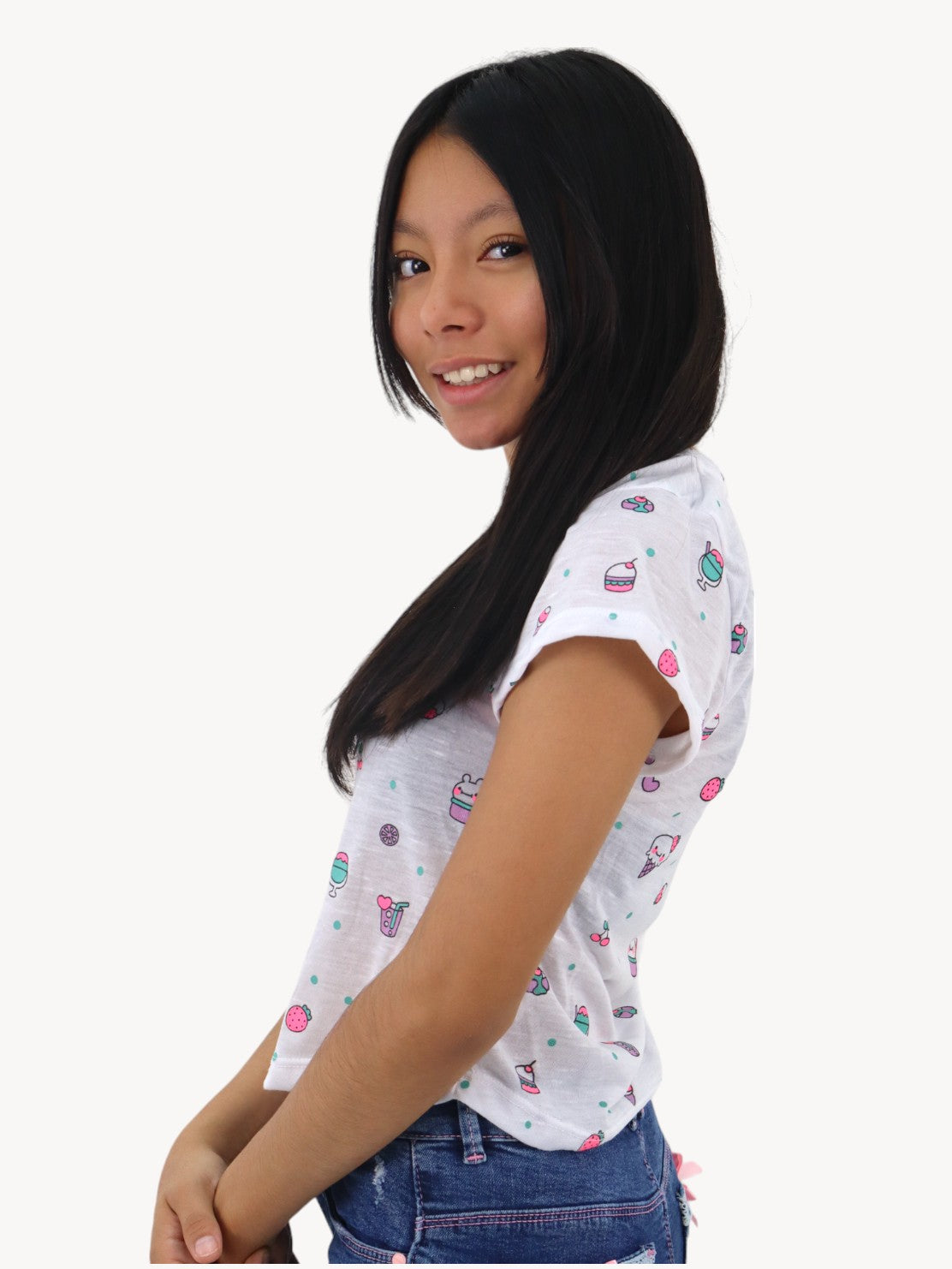 Playera manga corta de color blanco con print