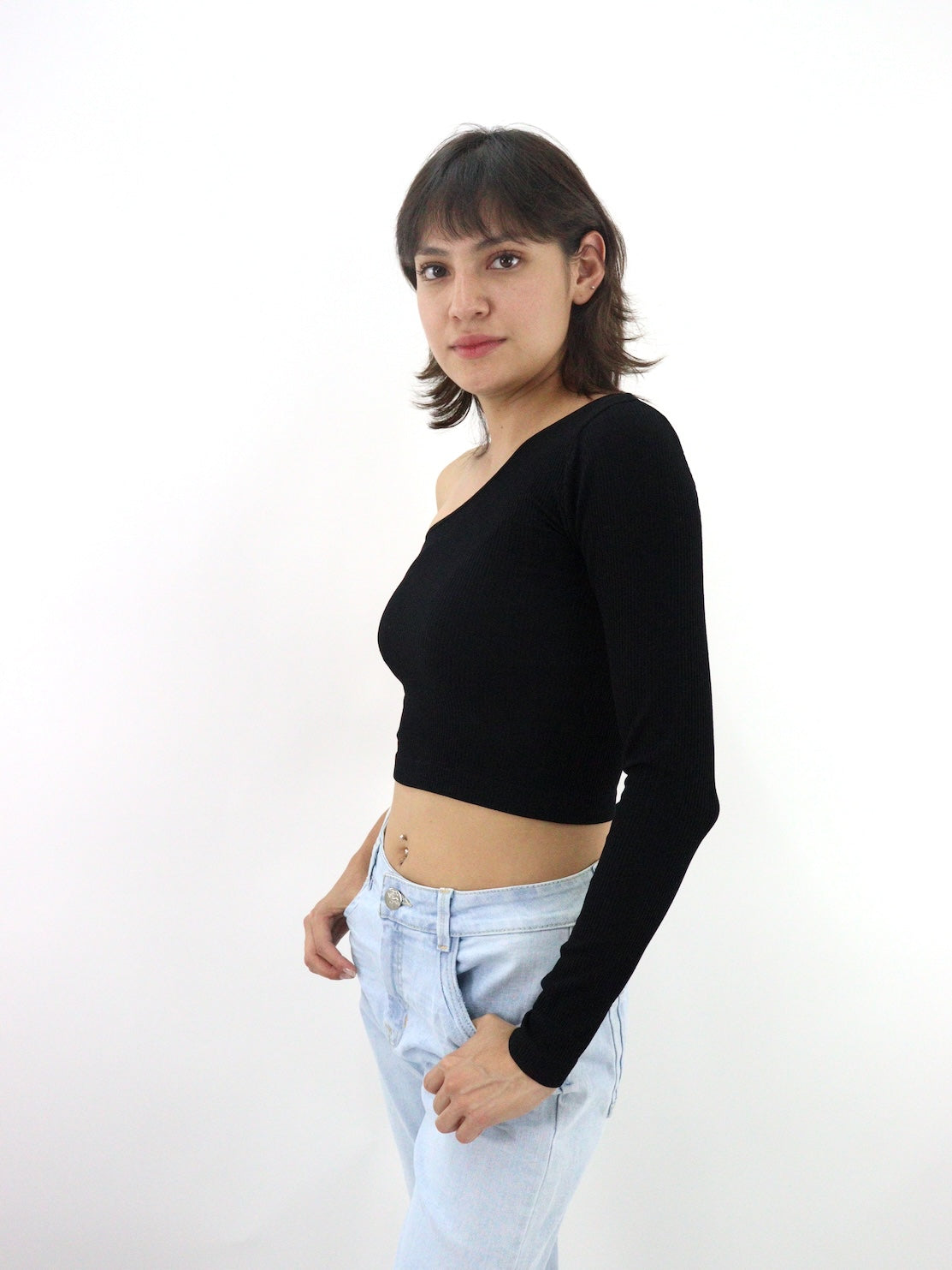 Blusa licra 1 manga de color negro
