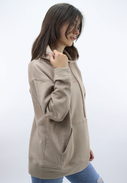 Sudadera oversize con capucha de color camel