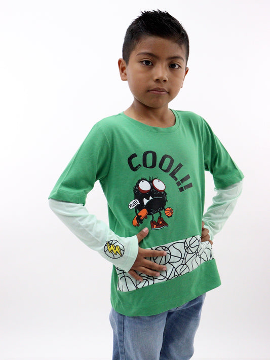 Playera manga larga de color combinado con estampado