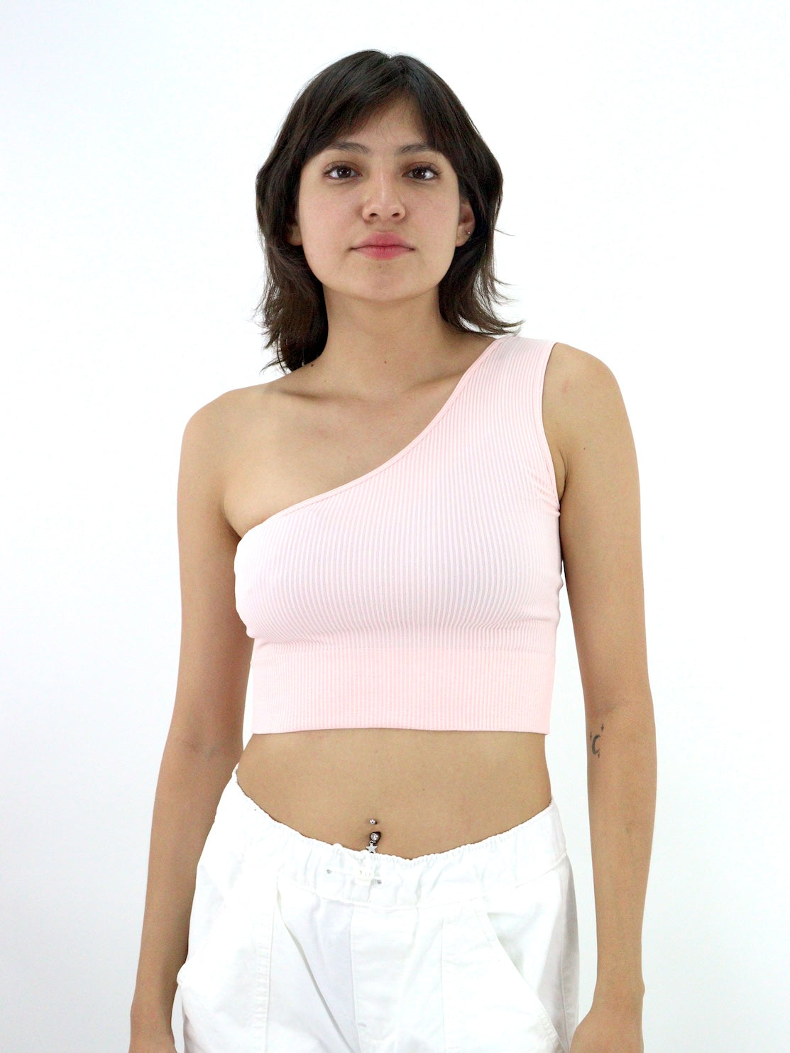 Blusa hombro descubierto de color rosa