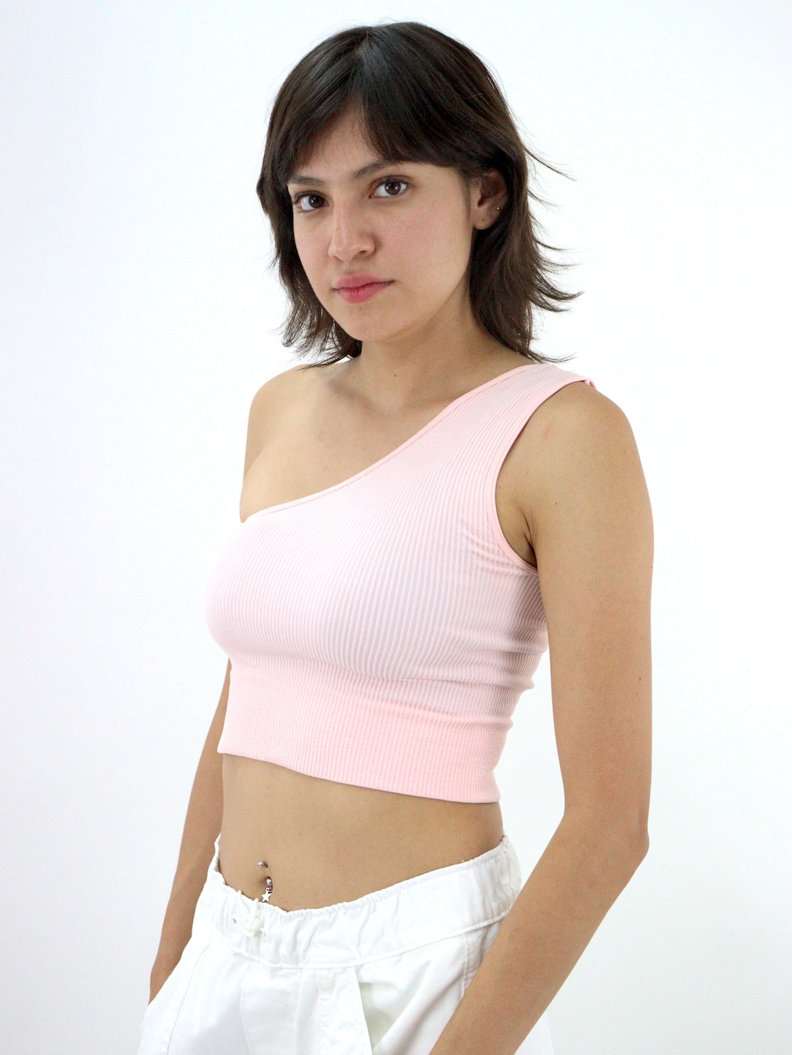 Blusa hombro descubierto de color rosa